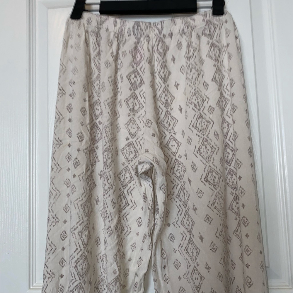 Juniors No Boundaries Boho Wide Leg Wrap Pants Size L Cream with Brown Accents - Picture 5 of 5